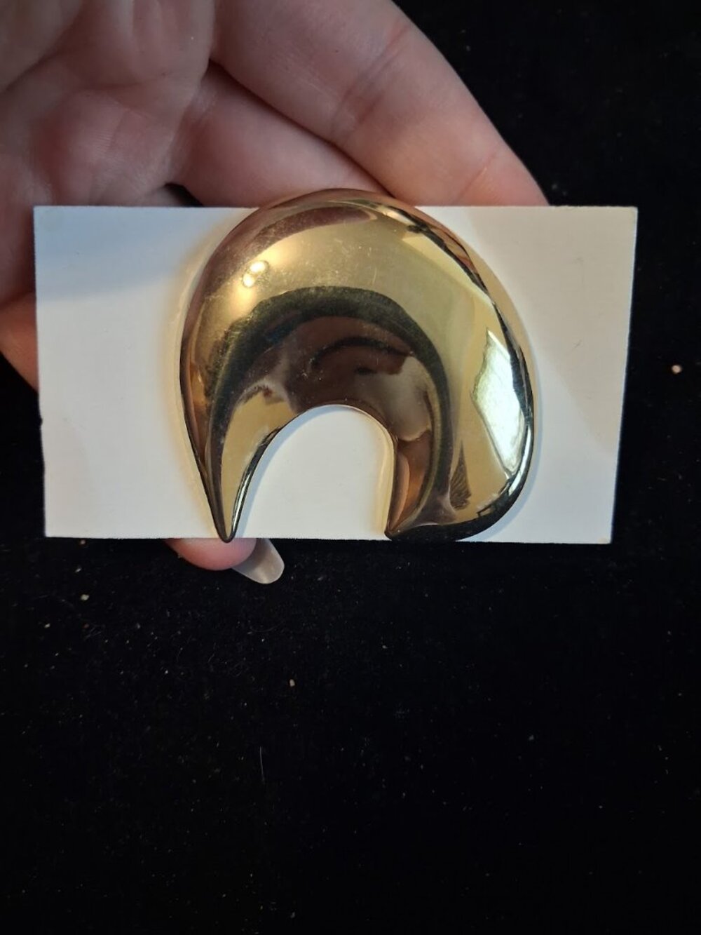 Unusual brooch